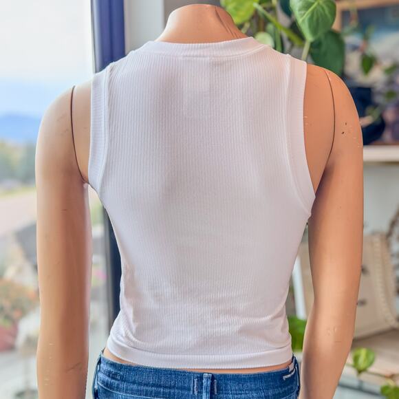 Athleta, Renew Seamless Muscle Tank in Bright White, Women's Small, Athletic - Picture 3 of 7